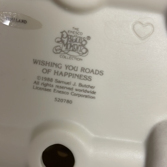 Precious Moments Wedding Ornament - Picture 4 of 4